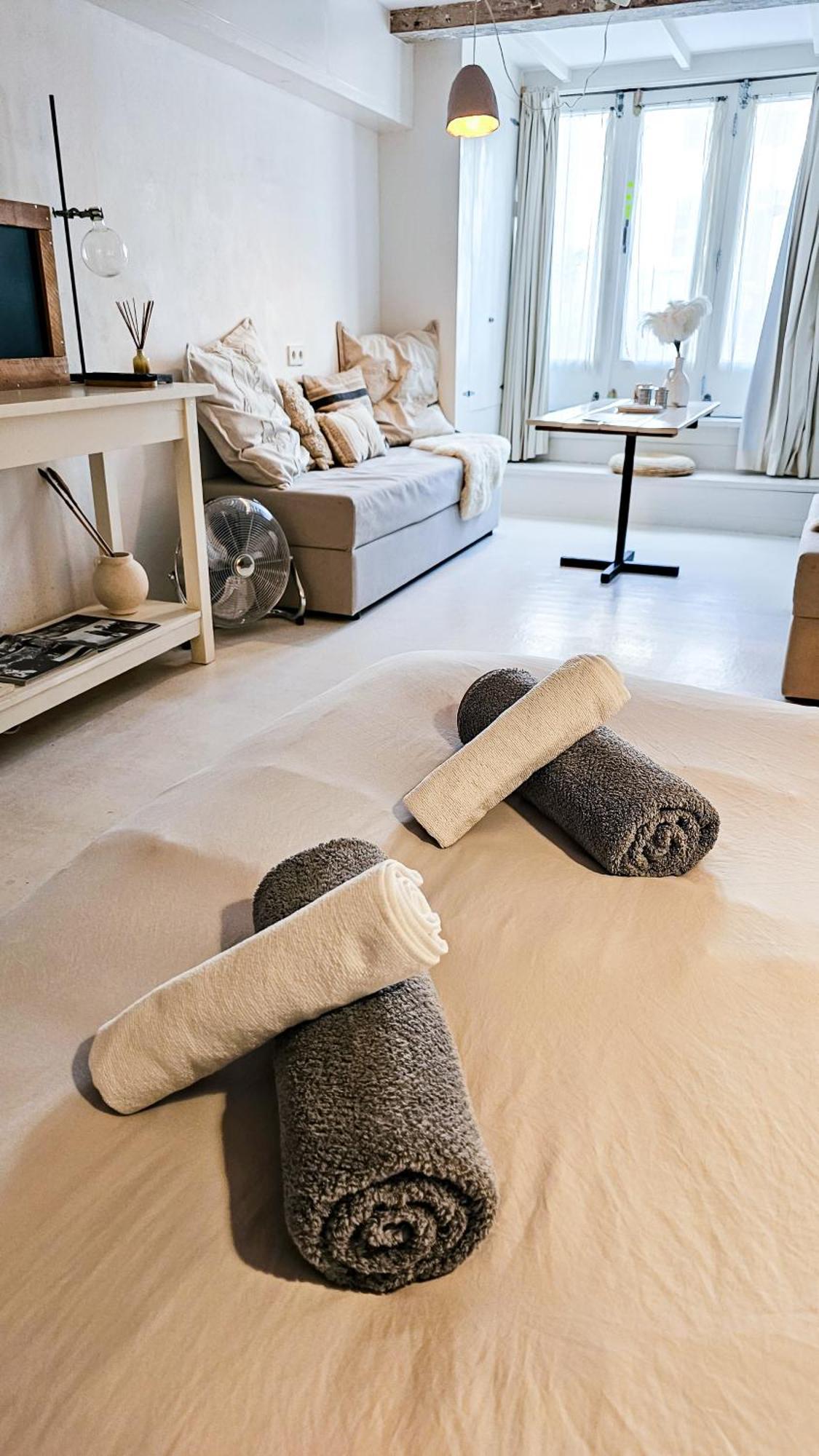 The White Wilde - Studio In A Historic Canalhouse From 1799 アムステルダム エクステリア 写真
